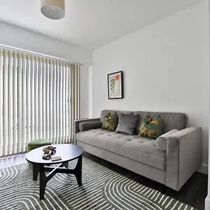 Apartment Amber Vista 2 Bedroom Apartments- Supermarket, Coffee Shop, Restaurants & Parking Below